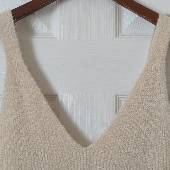 Joie Classic Plush Fuzzy Ribbed Knit Relaxed Fit V-neck Sweater Tank Top Cream L - Picture 2 of 9